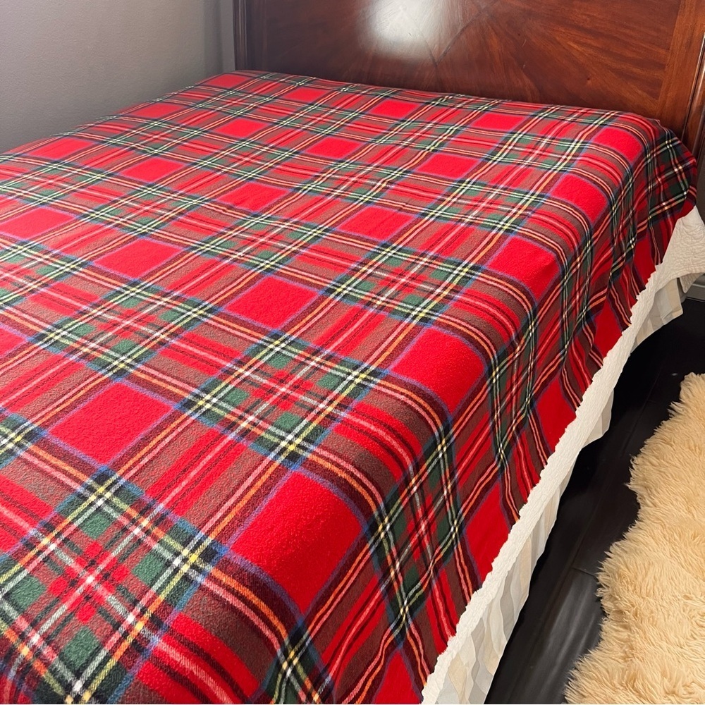 Nido Notte Italia Oversized Throw Blanket Made In Italy Cotton Blend 86”x86”.